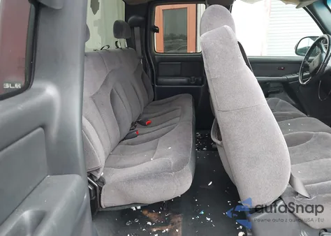 2001 GMC New Sierra C1500 from USA, damaged, VIN 2GTEC19V411356877